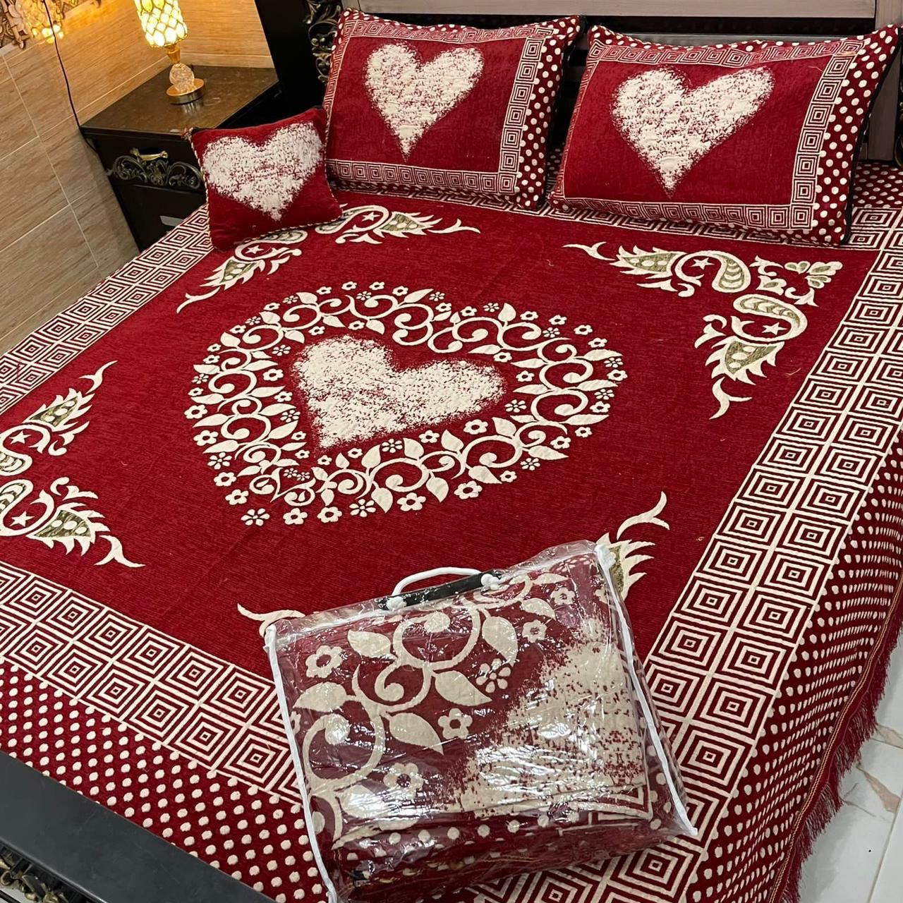 4Pc Velvet Jaquard Bedsheet VJD 025