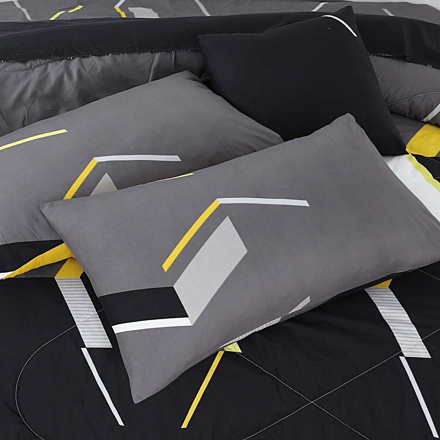 7 Pcs Comforter Set King Size Design KCC 00350